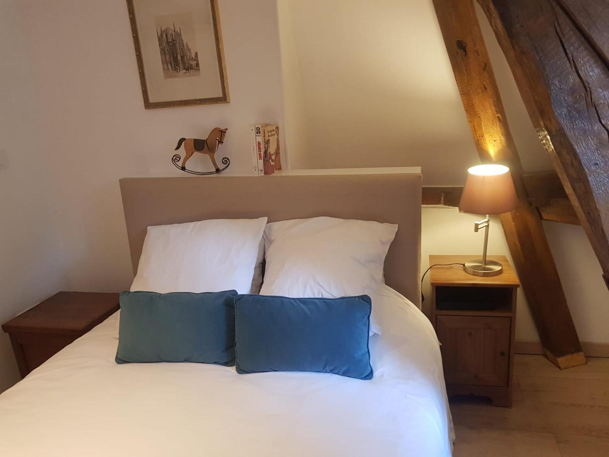 Le Clos Des Lodges Bernay  Room photo